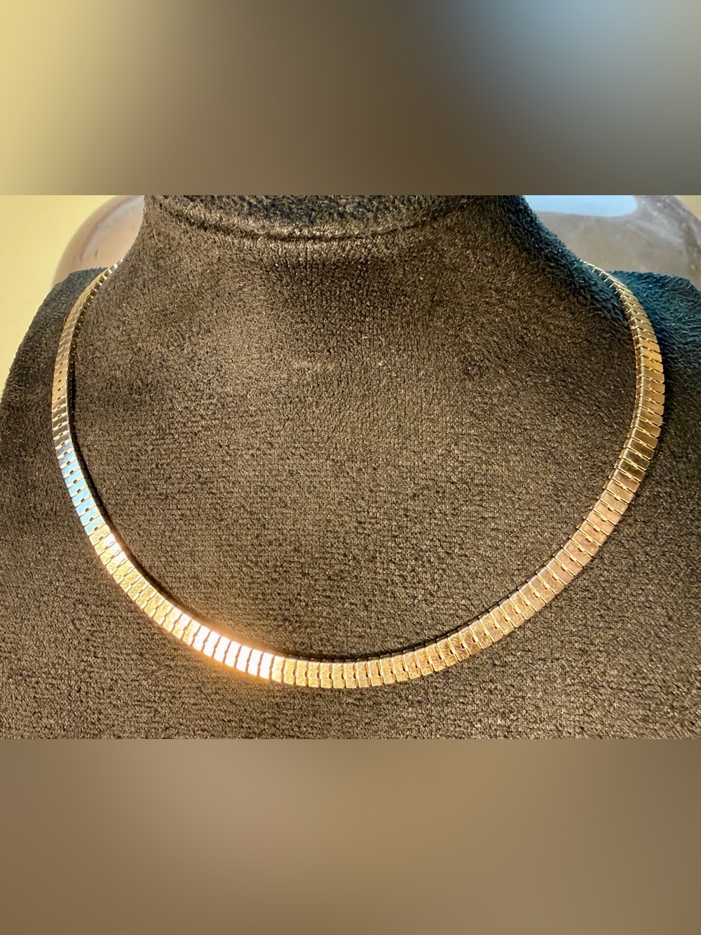 Rare Vintage Signed Coro Gold Tone Flexible Block Chain Necklace